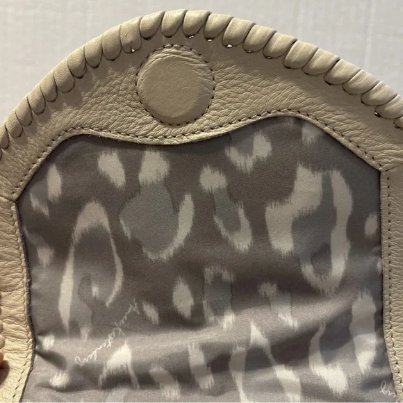 Aimee Kestenberg Cream Leather Shoulder Bag‎ - Picture 5 of 5